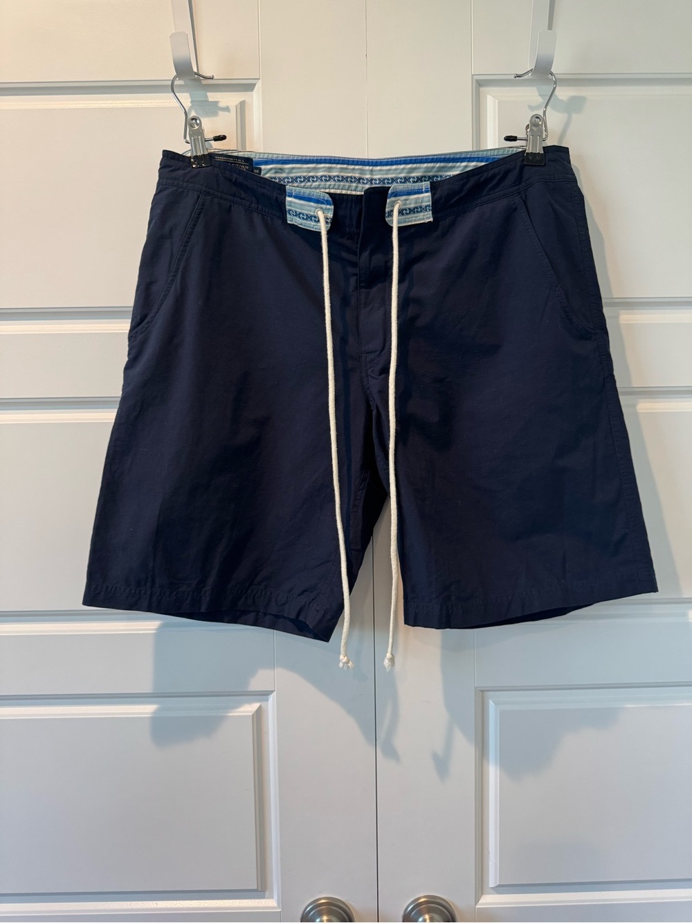 Pendleton Navy Blue Drawstring Board Shorts Hybrid Style Mens Size 38 9” Inseam